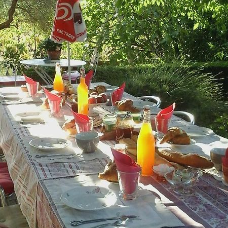 Vents D'Anges Bed & Breakfast Sainte-Cecile-les-Vignes Bagian luar foto