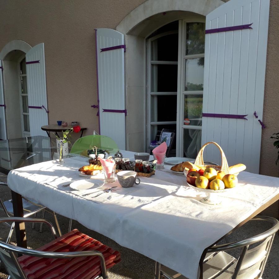 Vents D'Anges Bed & Breakfast Sainte-Cecile-les-Vignes Bagian luar foto